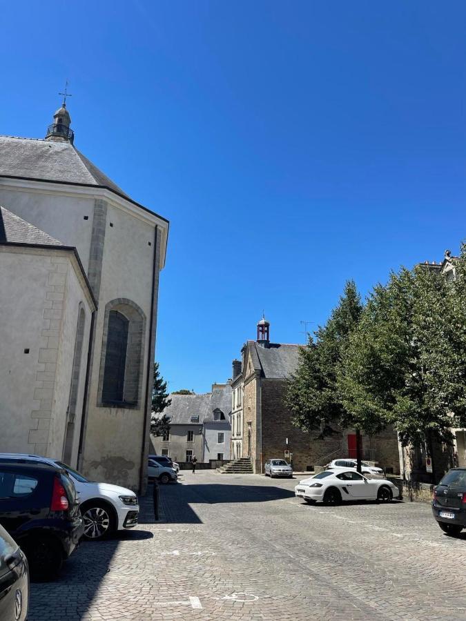 Le Patio, Coeur De Ville Avec Garage Et Jardin Vannes Exterior photo