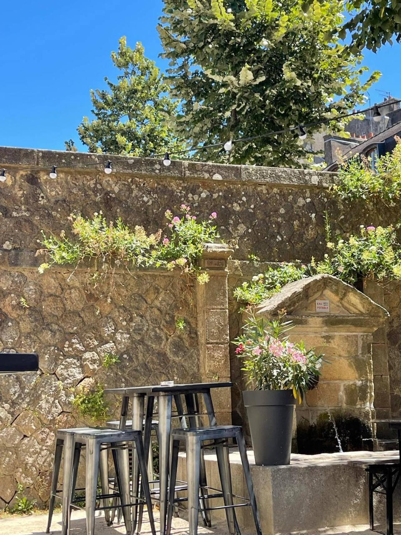 Le Patio, Coeur De Ville Avec Garage Et Jardin Vannes Exterior photo